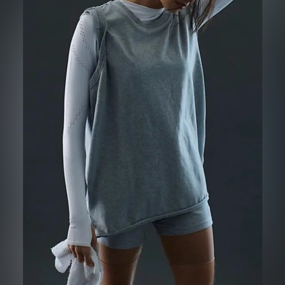 NWOT! Free People FP Movement Hot Shot Tank; Heather Gray; Size XS